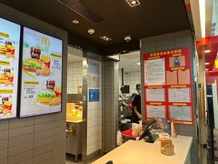 -麦当劳(深圳北站高铁店)