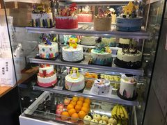-焙丽拾光(麦凯乐直营店)