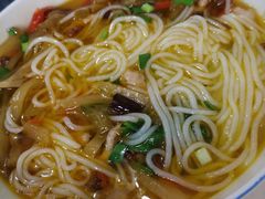 -越洋肖氏老米线(杨家坪店)