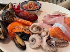 -怡咖啡海鲜自助餐厅(浦东香格里拉店)