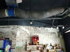 -休记光头香辣蟹干锅店(衣冠庙店)