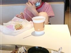 -麦当劳(百荣世贸商城店)