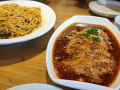 -严记小天府酸菜鱼(西四路店)