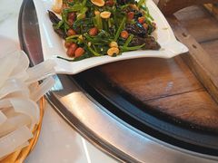 -人民公社铁锅炖·东北菜(卫国道店)