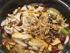 -菌乡缘·野生菌蒸汽鱼火锅(江边夜市店)
