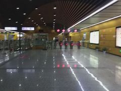 -红土地(地铁站)