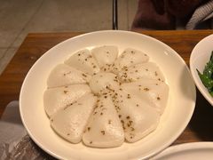 -几个木匠匠人厨房