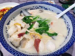 极品鱼头皇-山外山菜馆(玉泉路店)