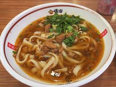 -顺溜·手工刀削面·黑金店(铜锣湾店)