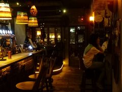 -城墙外BAR