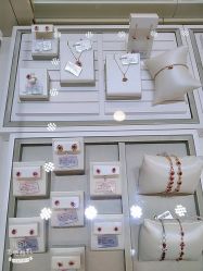 -老凤祥银楼(江桥万达店)