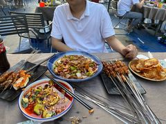 -六福烧烤酒馆(秦隆步行街店)