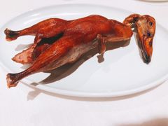 港式烤乳鸭-东富酒家(龙湖西溪天街店)