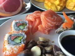 -荣誉国际酒店-云顶旋转餐厅