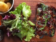 煎烤西班牙猪肋排-YUE·6·西式融合餐厅(外滩六号店)