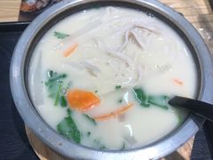-渔米丰·广府鱼汤米线(光明广场店)