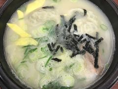 肉多多雪浓汤-神仙雪浓汤(明洞店)