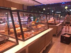-巴黎贝甜(大宁国际商业广场店)