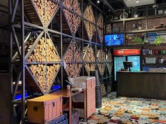 -炭舍干锅·烤鱼(扬名广场店)