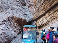 -天山神秘大峡谷