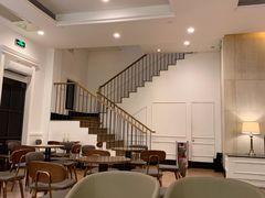 大堂-星巴克臻选(广州沙面店)