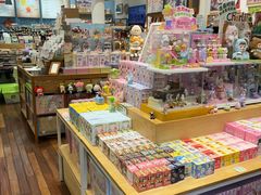 -猫的天空之城概念书店(杭州南宋御街店)