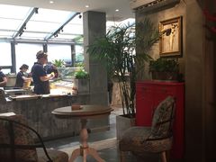 -HIGH FIVE哈福手工汉堡(桂林路店)