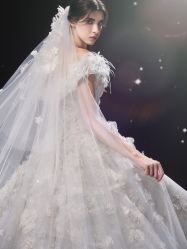 -艾米丽婚纱礼服