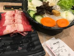 -呷哺呷哺(新世界百货望京店)