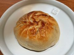 烤破酥包-云海肴·汽锅鸡·云南菜(东坝金隅店)