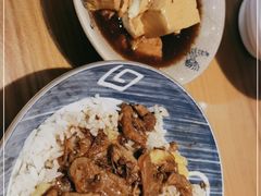 -红猪卤肉饭(大西洋美食城店)