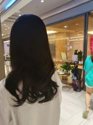 -苑苑发型设计