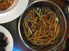 -缪氏川菜(丰盛町店)