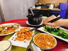 -美味海鲜大排档(明发美食地标店)