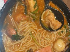 -肥汁米蘭香港米线(定西路店)