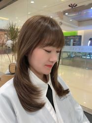 -东秀护肤造型