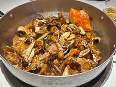 -七欣天香辣蟹火锅(闵行浦江欢乐颂店)