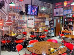 大堂-蚝堡海鲜·威海菜·海肠捞饭·烧烤·亚洲吃蚝公司(幸福门店)