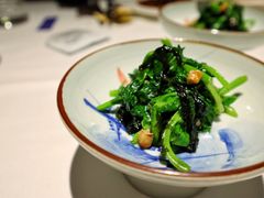 梅香咸鱼头手紫菜炒豆苗-广舟(千禧店)