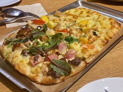 肉食者披萨-HELLO 27 意面·沙拉·帕尼尼