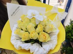 -亭亭鲜花店(中山北路店)