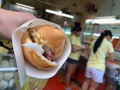 -Bánh Mì Huynh Hoa