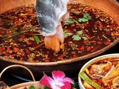 -小饕荟雅安贡椒鱼鲜馆(广福桥店)