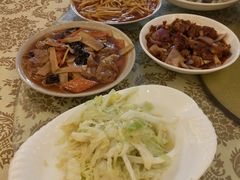 -鸿一饭店(隐秀路店)