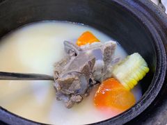 每日老火靓汤-螃蟹之家·新加坡特色料理(银泰中心in99店)