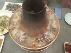 -鑫渔港海鲜本地菜·山海关浑锅(东戴河店)