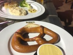 -LENBACH兰巴赫西餐啤酒坊(大连东港店)