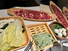 -左庭右院鲜牛肉火锅(七宝领展广场店)