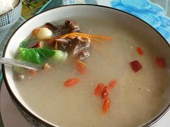 台蘑汤-天天向上素食餐厅(五台山店)