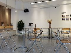 -香草山咖啡店·外教英语角·自习室(盛世商都店)